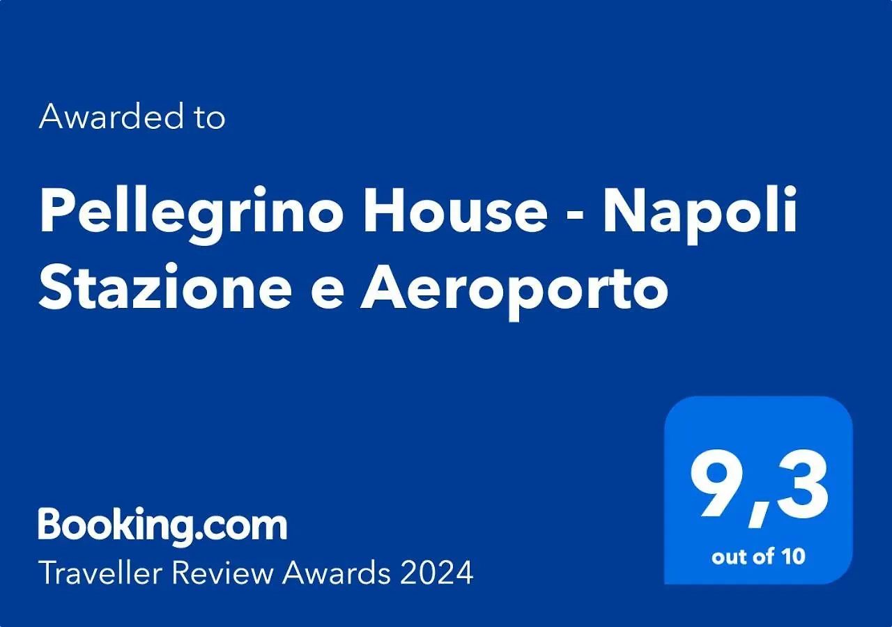 Pellegrino House - Napoli Stazione E Aeroporto 아파트